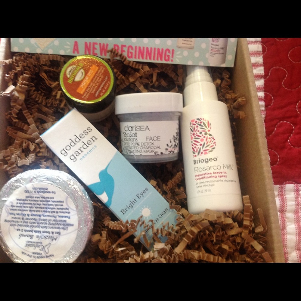 💖Vegan Cuts💖Beauty Box NIB